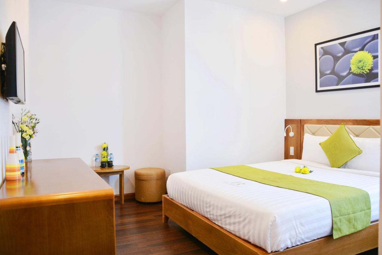 Richico Luxury Apartel Ocean Da Nang Exterior photo