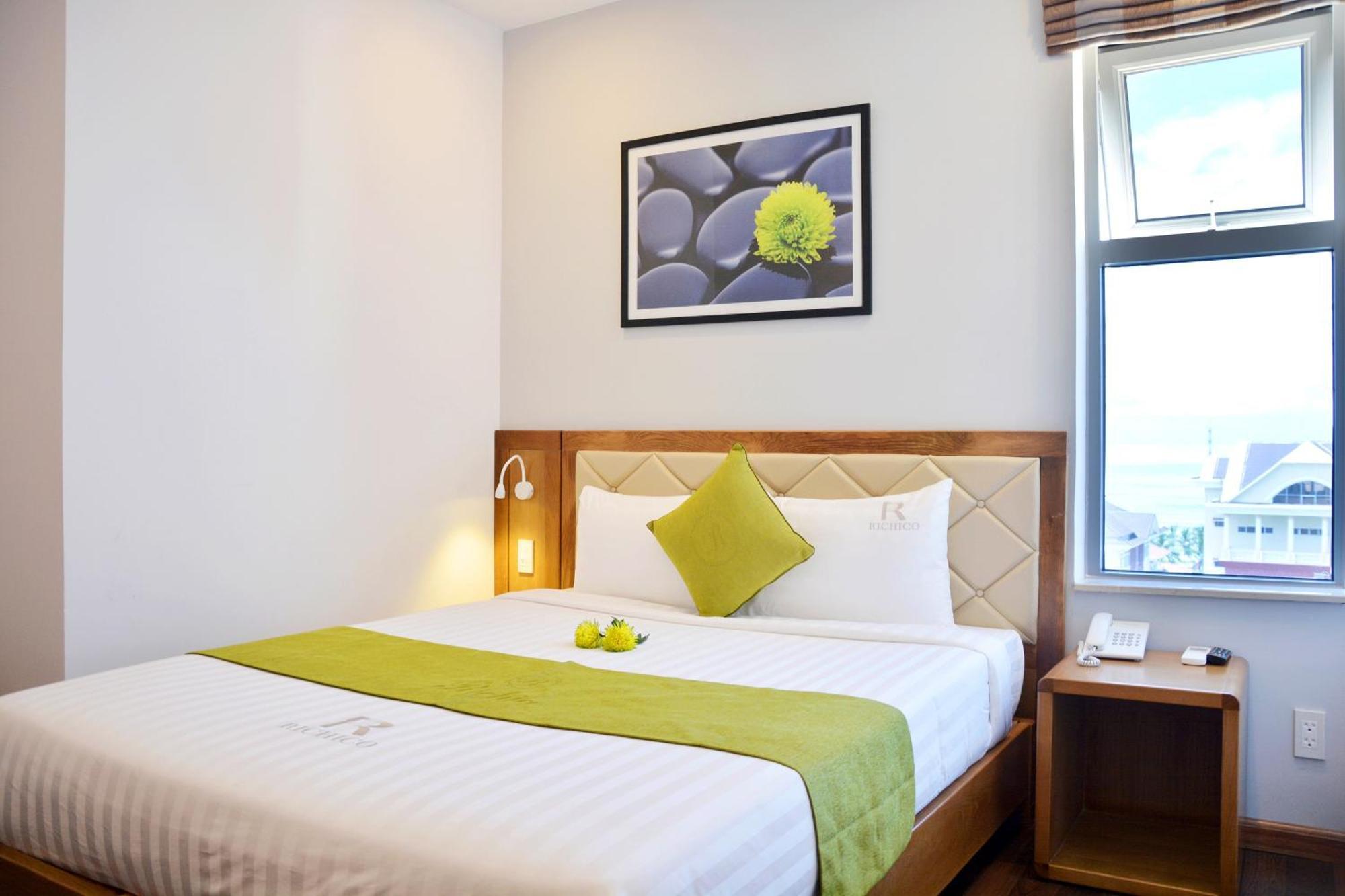 Richico Luxury Apartel Ocean Da Nang Exterior photo