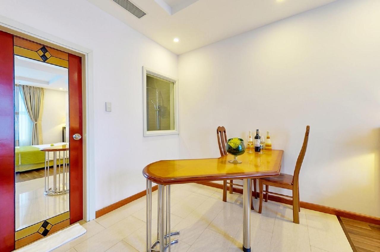 Richico Luxury Apartel Ocean Da Nang Exterior photo