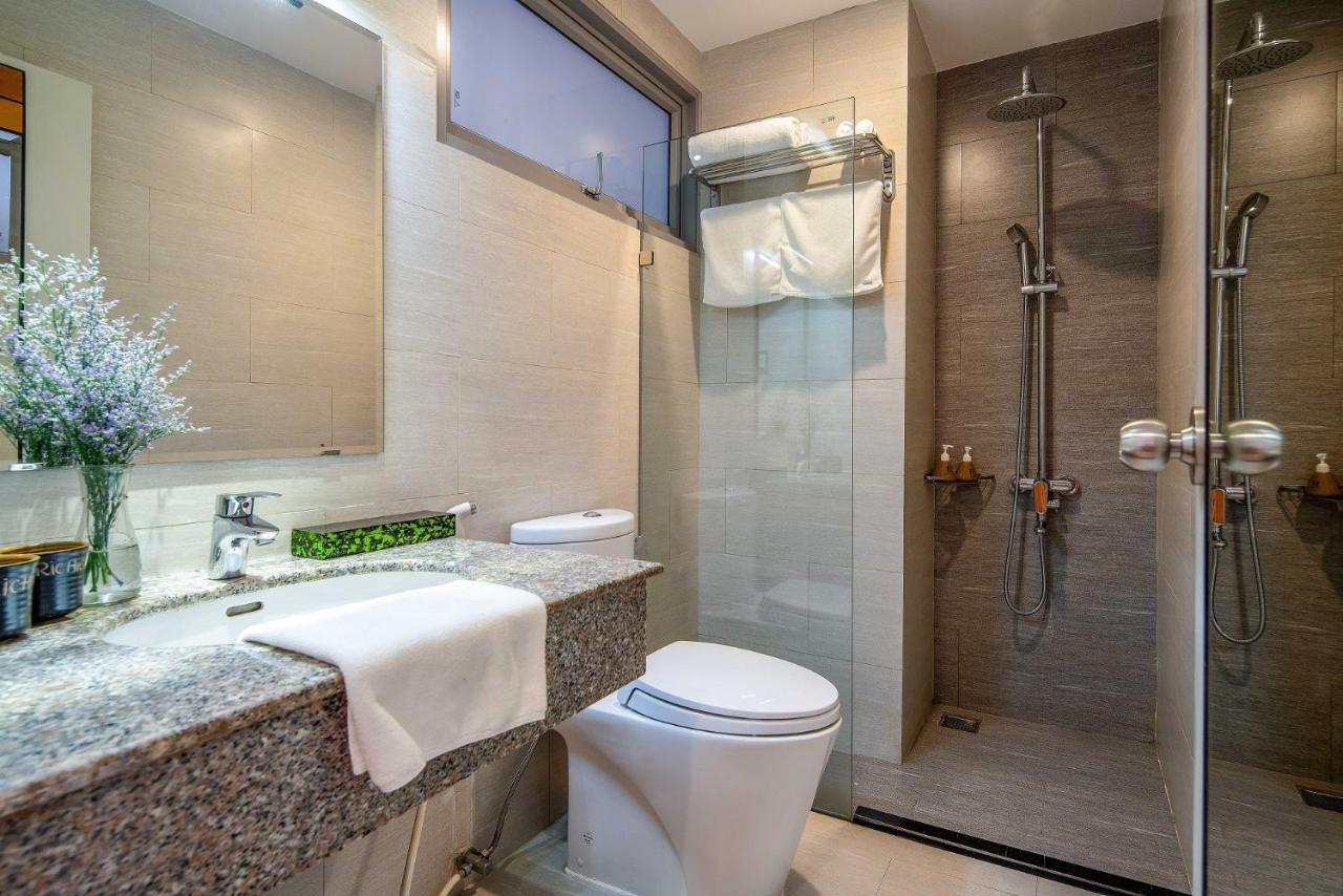Richico Luxury Apartel Ocean Da Nang Exterior photo