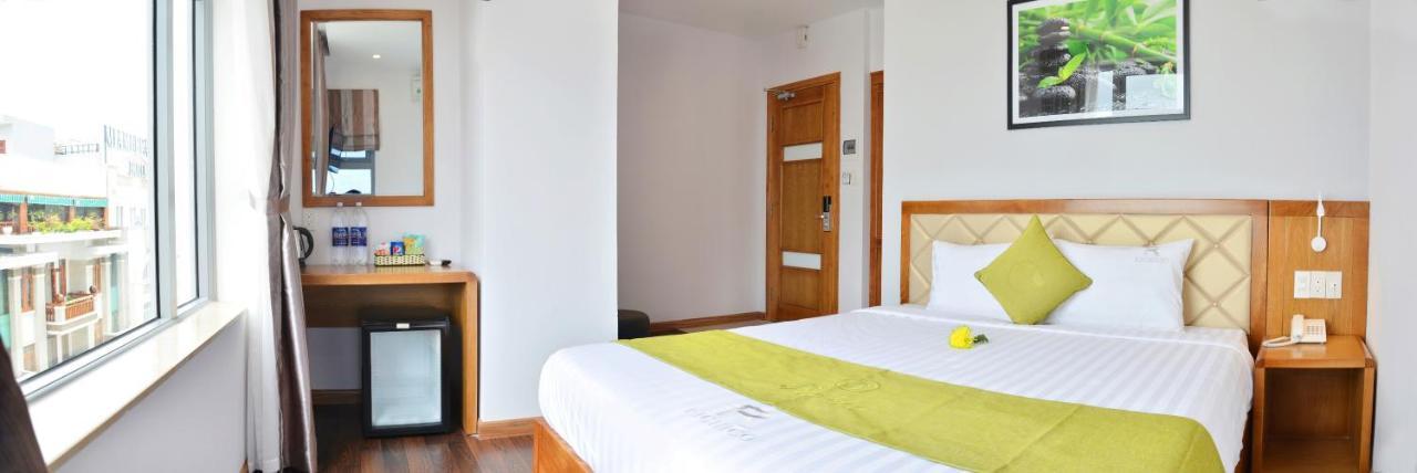 Richico Luxury Apartel Ocean Da Nang Exterior photo