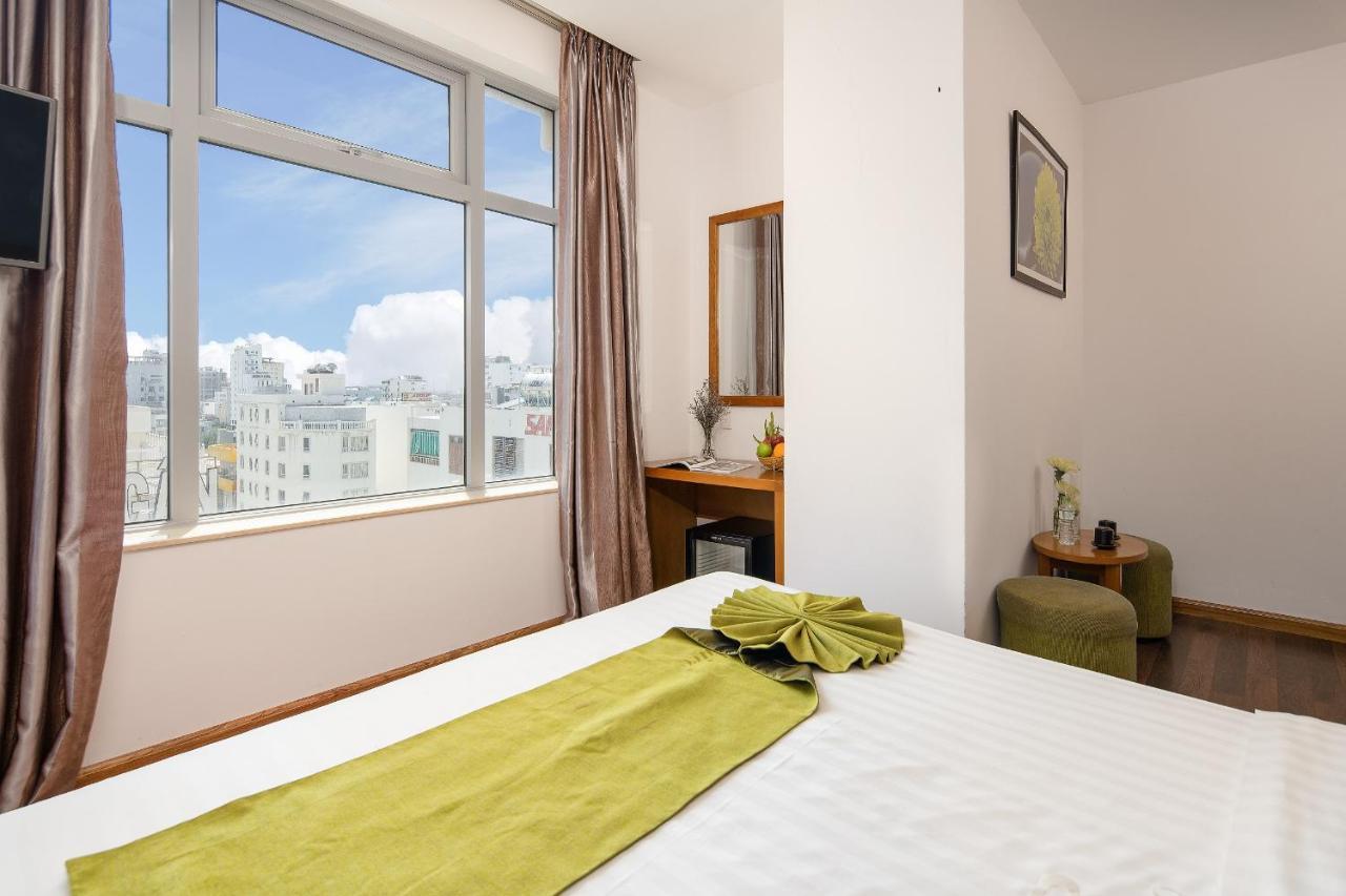 Richico Luxury Apartel Ocean Da Nang Exterior photo